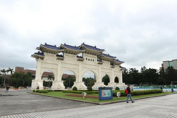 Discover the best scottish isles holiday rentals for unforgettable sea kayaking escapes